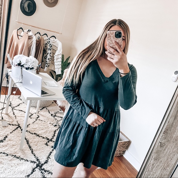 Umgee Dresses & Skirts - 3 for $35 Umgee emerald green dress